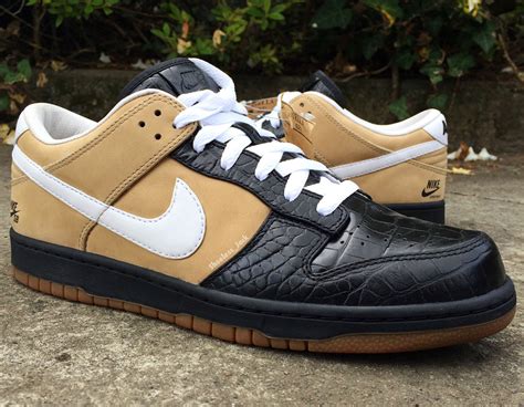 nike dunks rare